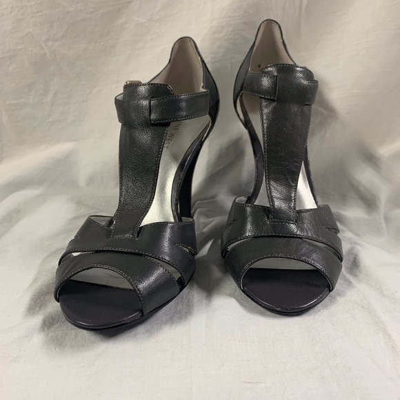 Nine West strappy peep toe heals - Picture 3 of 7